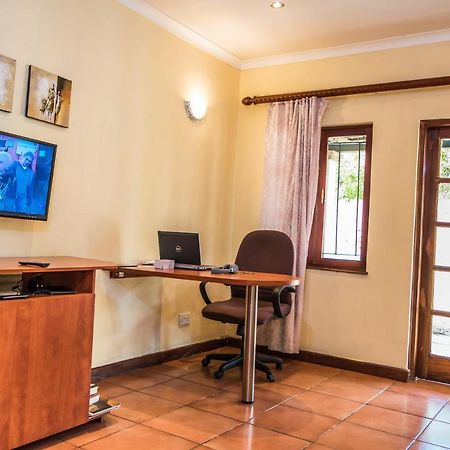 Tranquilo Resorts Lilongwe Exteriör bild