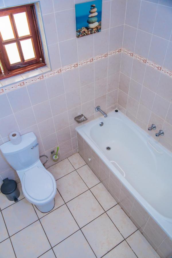 Tranquilo Resorts Lilongwe Exteriör bild